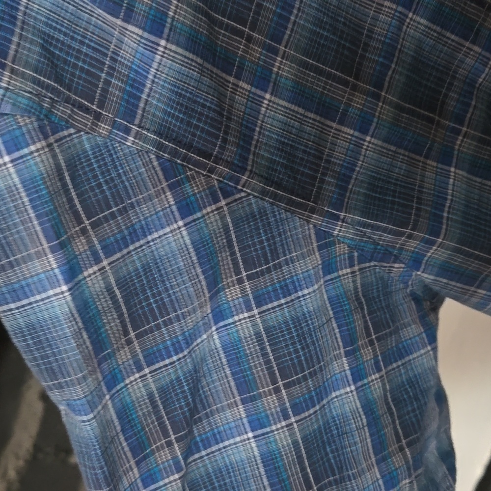 Calvin Klein short sleeve shirt - Picture 2 of 10